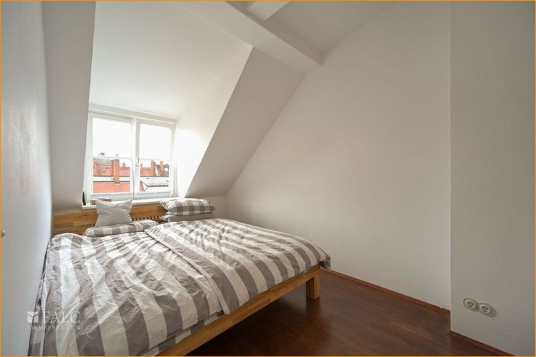 Arbeits-/Kinderzimmer