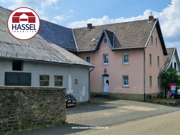 Eifelidylle, vielseitiges Zuhause mit Scheune und Stall – Foto 1