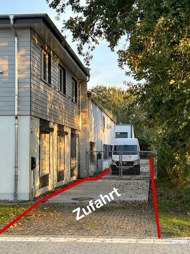 Halle , Lager , Werkstatt , Garage , Stellplatz für Boote , Yachten , Oldtimer, Wohnmobile 84 m² – Zufahrt mit Tor zu den Lagern