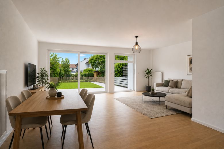 EG Wohnzimmer möbliert