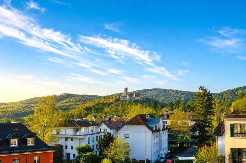 Praxis- oder Bürofläche mit Penthouse-Feeling im modernen Ärztehaus – Blicklage