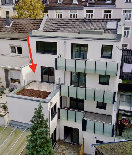 Appartement penthouse chic avec balcon à Alt Mülheim, construction neuve – Rückansicht