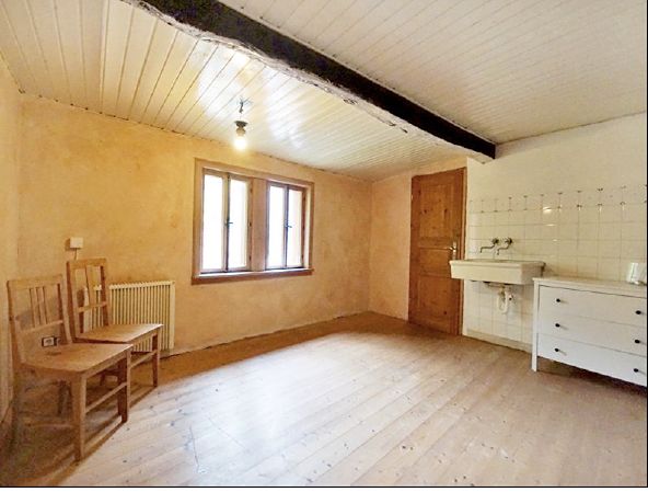 Storica, imponente casa a graticcio in posizione ambita da privato – Foto 30