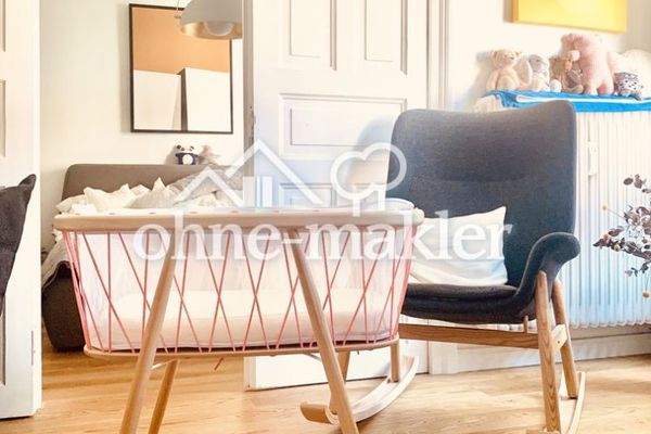 Charmante 2,5-Zimmer Altbauwohnung mit Stuck & Balkon – Hamburg-St. Pauli