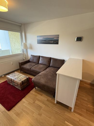 Exklusives Apartment in begehrter Wohnlage - Provisionsfrei direkt vom Eigentümer – Wohnraum 2 - Schlafcouch