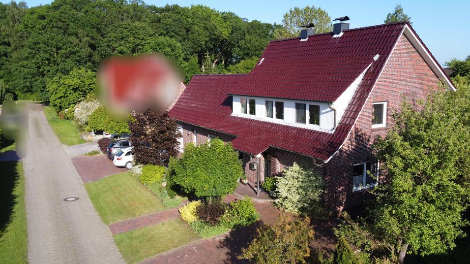 Perfektes Familiendomizil: Zentral wohnen, am Waldrand leben - provisionsfrei – Wald, Sackgasse