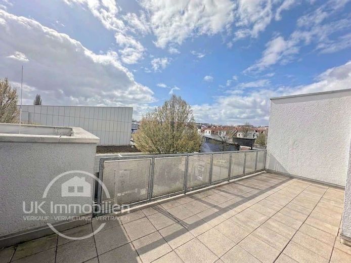 Hausgefühl! 2-Zi mit Dachterrasse im Haus-im-Haus-Konzept! – XL-Dachterrasse