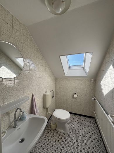 Toilette klein OG 