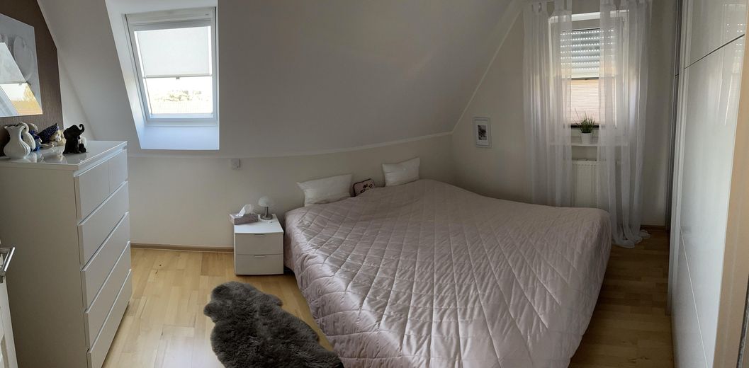 1. Schlafzimmer OG