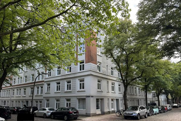 Charmante, helle kernsanierte Altbauwohnung im Herzen von Winterhude