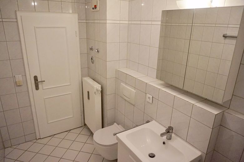 JASNE 2-POKOJOWE MIESZKANIE Z POŁUDNIOWYM BALKONEM – WJ-00201_bild_011.jpg