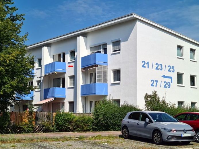 Komplett sanierte 2- Zimmer Wohnung Rabenberg – फोटो 1