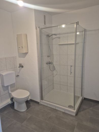3 Zimmer Wohnung renoviert in Benrad Nord zu verkaufen – IMG-20260608-WA0006