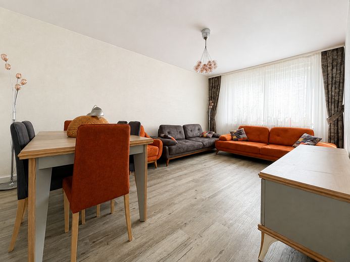 3- Zimmer Wohnung mit Balkon – Wohnzimmer 1