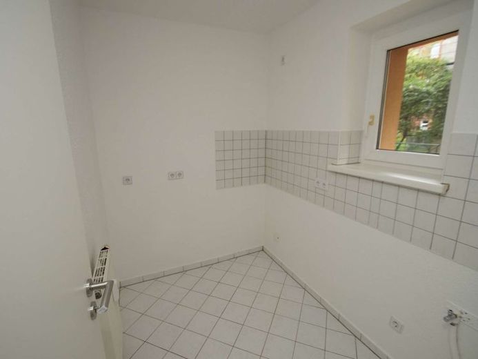 -No commission- Rented and high-yielding -Practical one-room apartment in Erfurt – Photo 1