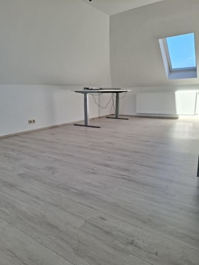 Zimmer 2 OG