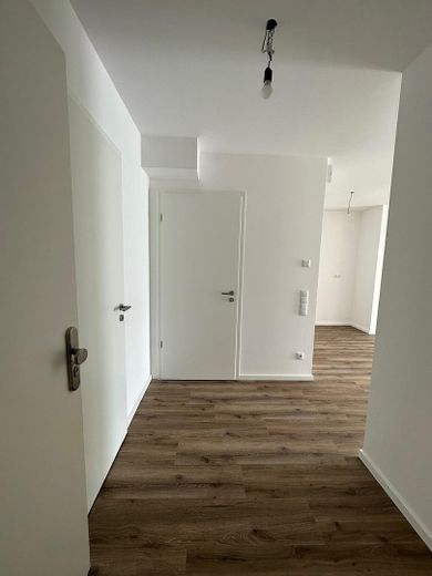 Eingang mit Blick auf Badtür