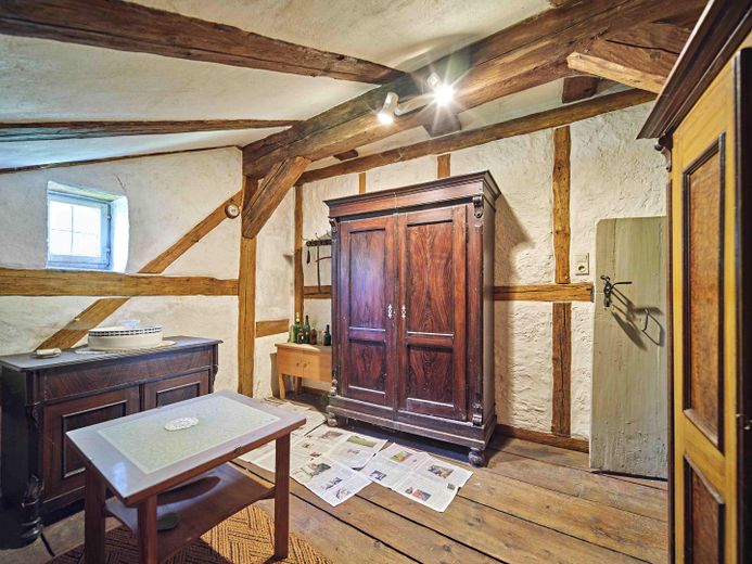Haus, denkmalgeschützt in Eichstätt, ruhige Lage und doch zentral – Zimmer