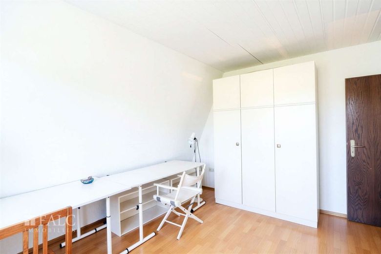 +++Individuelles Einfamilienhaus mit Charakter und vielen Möglichkeiten+++ – Schlafzimmer I OG