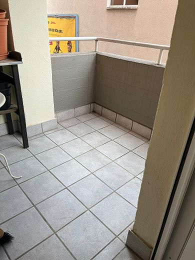 Bonito apartamento de 3 habitaciones con dos balcones en el barrio este de Karlsruhe – Balkon (zum Innenhof)