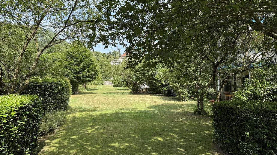 TOP-Wohnlage in Düsseldorf-Gerresheim – Blick in die Gärten