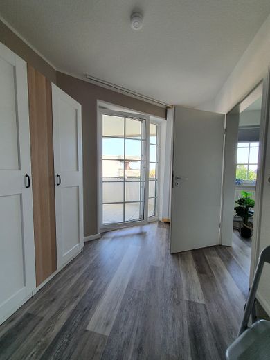 Blick zum Balkon