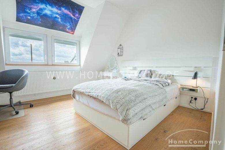 Wohnen im Grünen – Befristete Vermietung: Stilvolles Einfamilienhaus mit Garten  &  Terrasse in Olching – 69a8236b97a3e76160076fbe9746f2137d8bab58.jpg