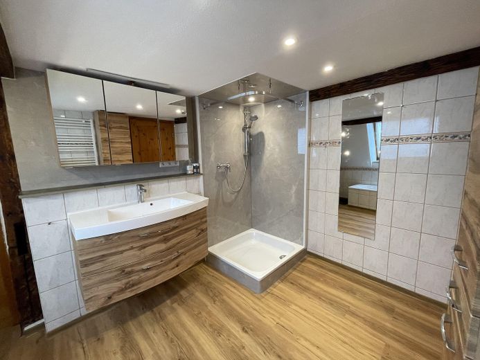 Schöne sanierte Maisonettewohnung im Herzen von Schwäbisch Gmünd – Badezimmer