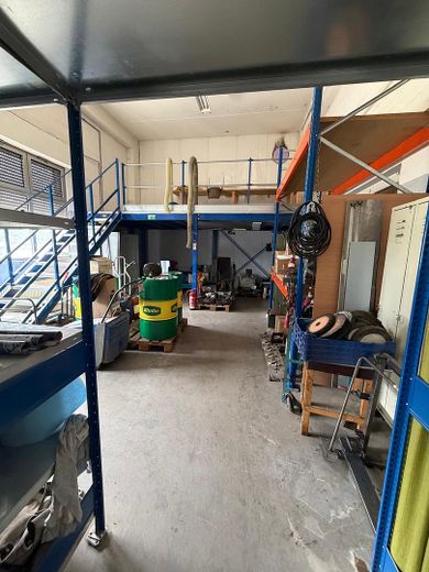 Halle de stockage / production avec porte sectionnelle (accessible en véhicule) 1400qm - Arnsberg – Foto 6