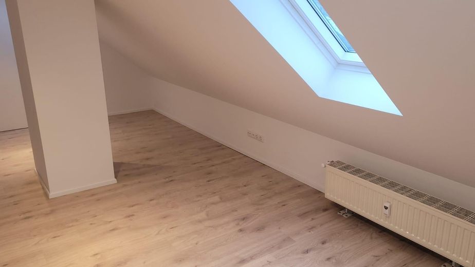 Voll vermietetes, attraktives,MFH mit 5 WE´s in Zentrumsnähe von Reichenbach – Dachgeschoss WE-Detail