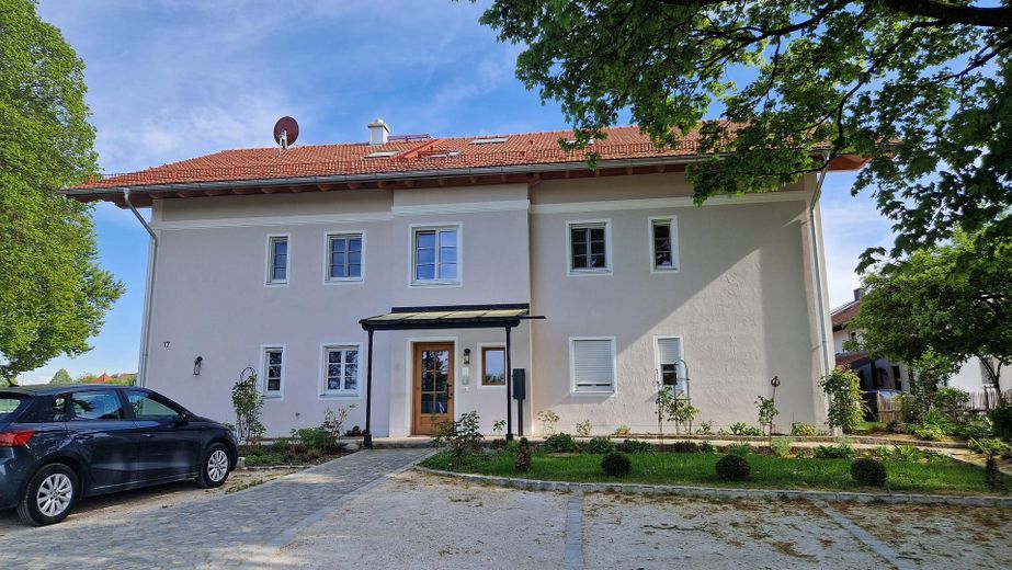 Nowoczesne mieszkanie 3-pokojowe w nowym budownictwie – Eingang Außen