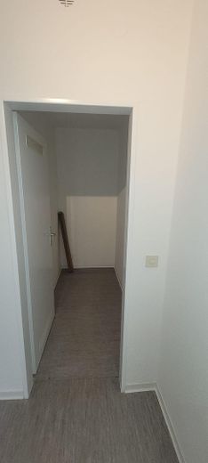 Von Privat: Wunderschöne, frisch renovierte 4 Zimmer Wohnung in Steinau – Foto 11