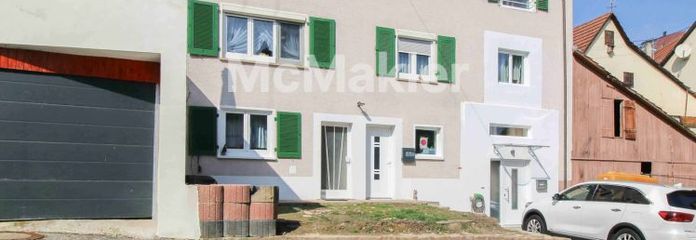 3-Familienhaus (3 separate Eingänge) ab 2023 umfangreich saniert und renoviert