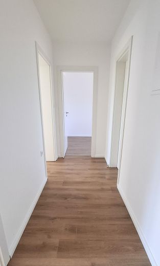 renovierte 3 Zimmer / Küche / Diele / Bad in Bad Sülze im Haus sind zwei Wohnungen frei! – Foto 2