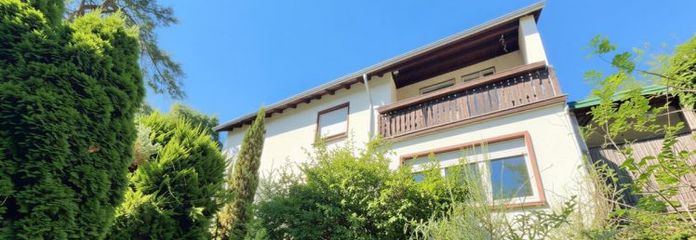 Potenzialstarkes Sanierungsobjekt: Freistehendes Ein- oder Zweifamilienhaus in Waldfischbach