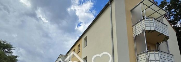 Amplio apartamento de 4 habitaciones en una zona tranquila