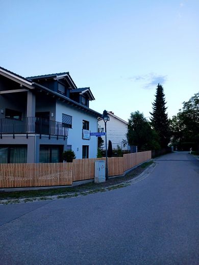 Außergewöhnlich! 4,5-Zimmer Maisonette-Wohnung in Top-Lage von Grafing – Foto 3
