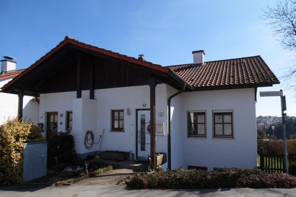 Просторий та якісно модернізований крайній таунхаус, частково мебльований