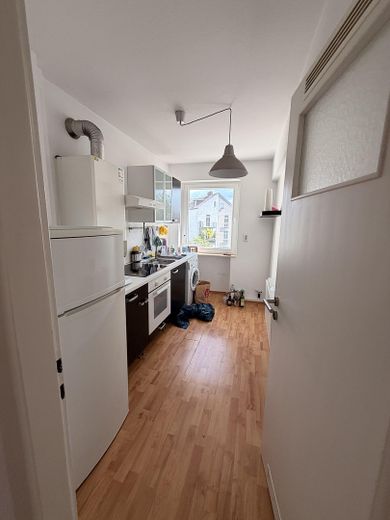 City, gut geschnittene schöne 3-Zimmer Wohnung an der Lorettostraße/Ecke Bilker Allee – Küche Bild 1