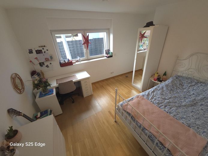 Charmantes Mehrfamilienhaus mit 3 Wohneinheiten in Konz – EG Eltern