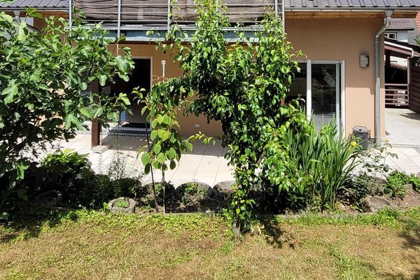 Casa unifamiliare con appartamento indipendente