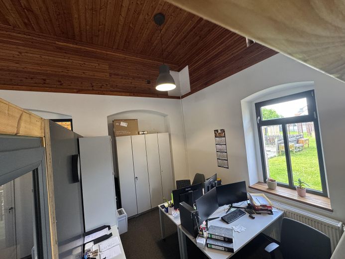 zweites Büro