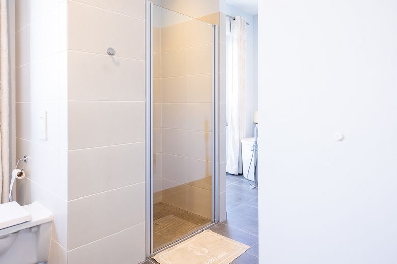 ¡Ubicación, ubicación, ubicación! ¡Apartamento en la Speicherstadt junto al agua! – Badezimmer