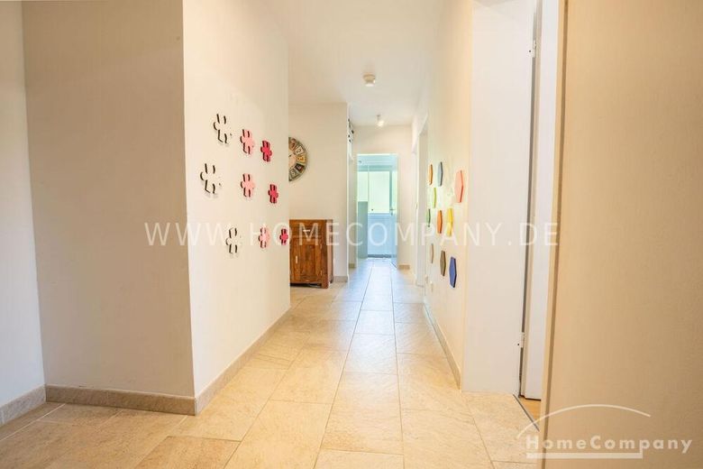 Volledig gemeubileerd 4-kamerappartement met groot balkon in Berg am Laim – c280d7c97fe972d92c78af6826157da49187ecfa.jpg