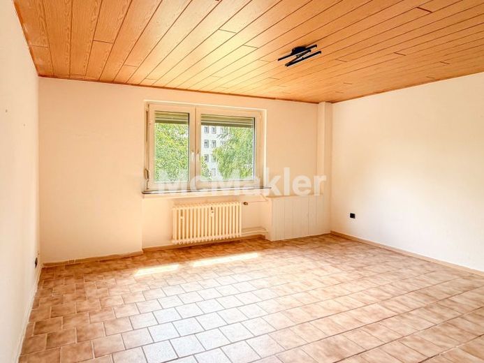 Attraktive Kapitalanlage mit Entwicklungspotenzial in Leverkusen – Foto 1