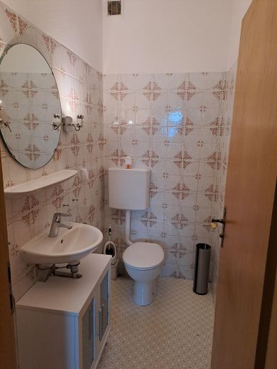 Gäste-WC EG