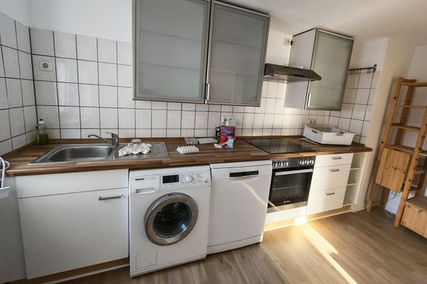 Rüttenscheid, emplacement central, 3e étage avec petit balcon