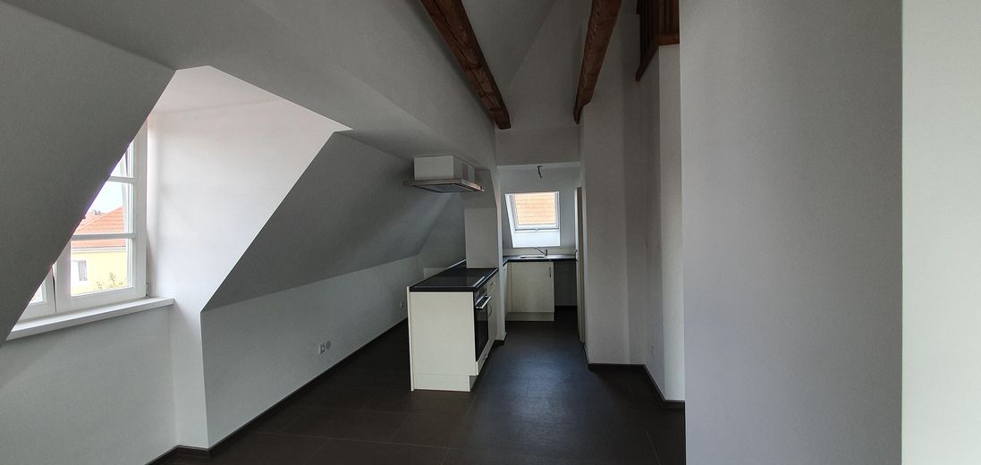 Traumhafte Maisonette-Wohnung in stilvoller Stadtvilla inklusive Einbauküche – फोटो 6