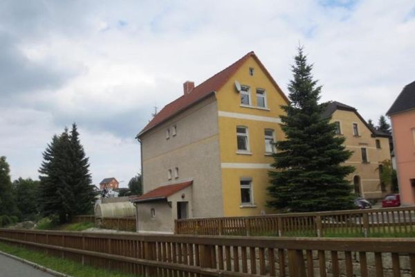 N.º de objeto: 0625 - casa unifamiliar alquilada junto al río Weiße Göltzsch en Ellefeld