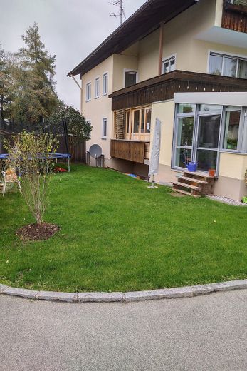 Gartenwohnung 400m zum Chiemsee - seltene Gelegenheit – Gartenansicht